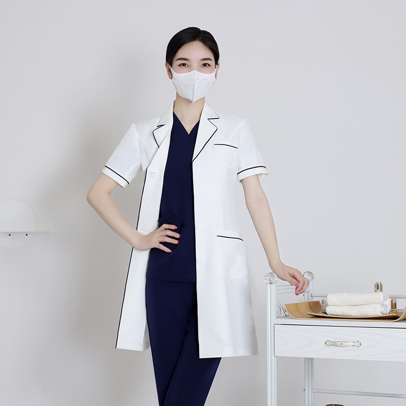 Medical Lab Years - Белый медицинский халат с коротким рукавом,